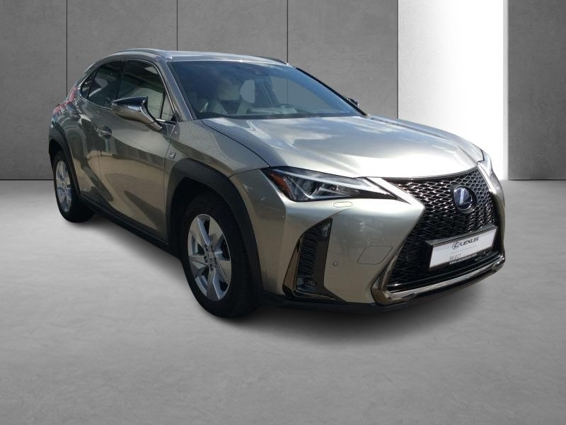 Occasion LEXUS UX 2.0 HYBRIDE F SPORT Line 2019 CHAMPAGNE 27900 € à Bertrange