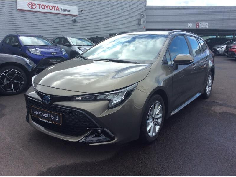 Occasion TOYOTA Corolla 1.8 Hybrid Dynamic pack business +navi 2023 BRONZE 29490 € à Bertrange