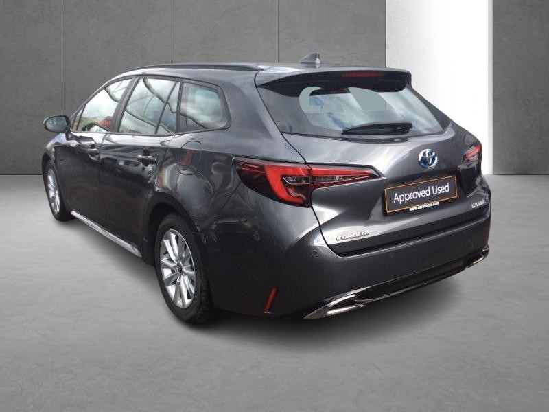 Occasion TOYOTA Corolla 1.8 Hybrid Dynamic business pack +navi 2023 GREY 29490 € à Bertrange