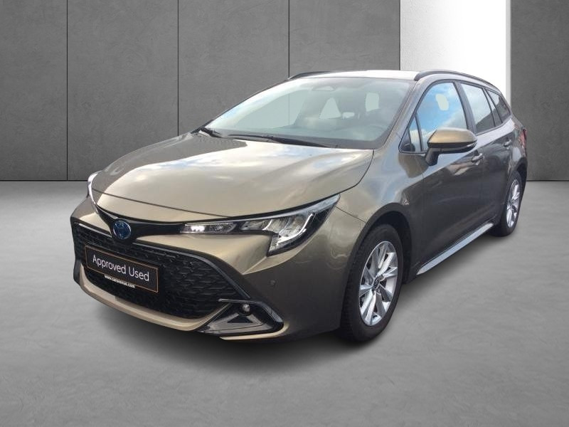 Used TOYOTA Corolla 1.8 Hybrid Dynamic pack business +navi 2023 BRONZE € 29490 in Bertrange