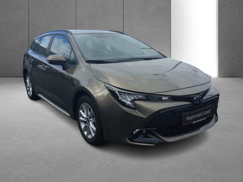 Used TOYOTA Corolla 1.8 Hybrid Dynamic pack business +navi 2023 BRONZE € 29490 in Bertrange