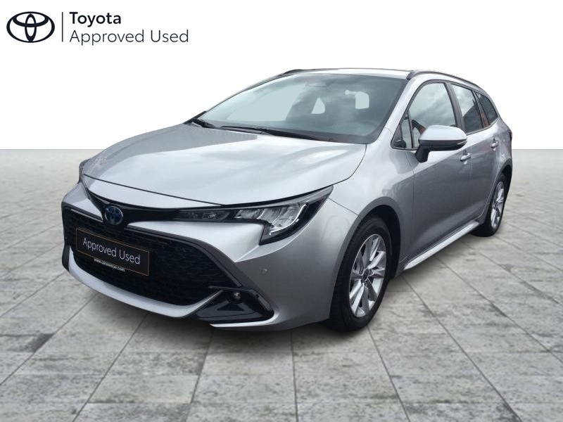 Used TOYOTA Corolla 1.8 Dynamic business pack +navi 2023 GREY € 29490 in Bertrange