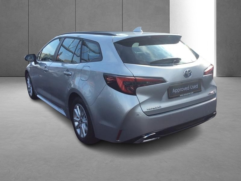 Used TOYOTA Corolla 1.8 Hybrid Dynamic business pack+navi 2023 GREY € 29490 in Bertrange