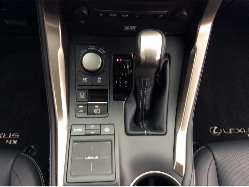 Occasion LEXUS NX 2.5 HEV PRIVILEGE 2017 BRONZE 28990 € à Bertrange