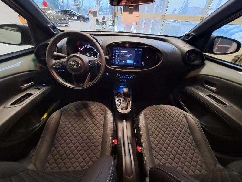 Used TOYOTA Aygo X 1.0L essence CVT Black Edition 2024 GREEN € 21275 in Schifflange