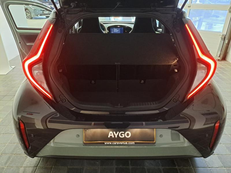 Used TOYOTA Aygo X 1.0L essence CVT Black Edition 2024 GREEN € 21275 in Schifflange