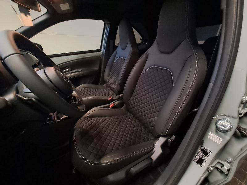 Used TOYOTA Aygo X 1.0L essence CVT Black Edition 2024 GREEN € 21275 in Schifflange
