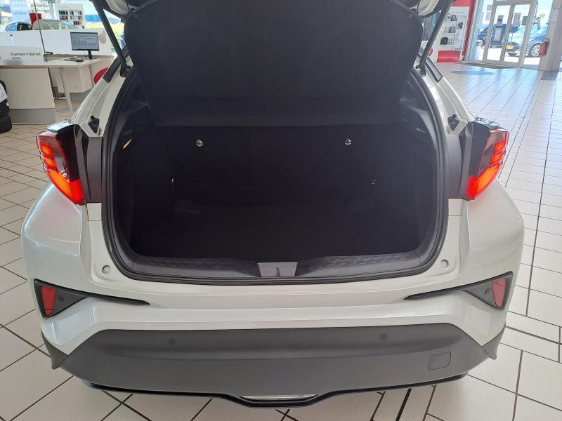 Occasion TOYOTA C-HR 1.8L Hybrid 122cv C-HIC Bi-Tone + Navi 2023 WHITE 31990 € à Schifflange