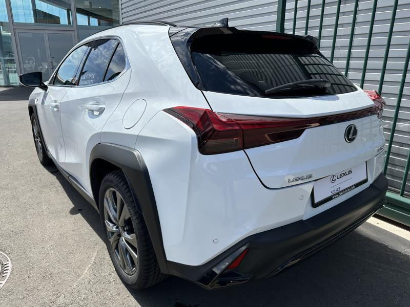 Occasion LEXUS UX 2.0L HEV F SPORT Design 2023 WHITE 38790 € à Bertrange