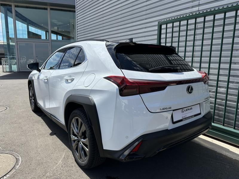 Occasion LEXUS UX 2.0L HEV F SPORT Design 2023 WHITE 38790 € à Bertrange