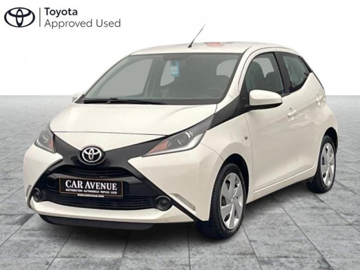 Occasion TOYOTA Aygo 1.0 ESSENCE play 2018 WHITE 9 990 € à Schifflange