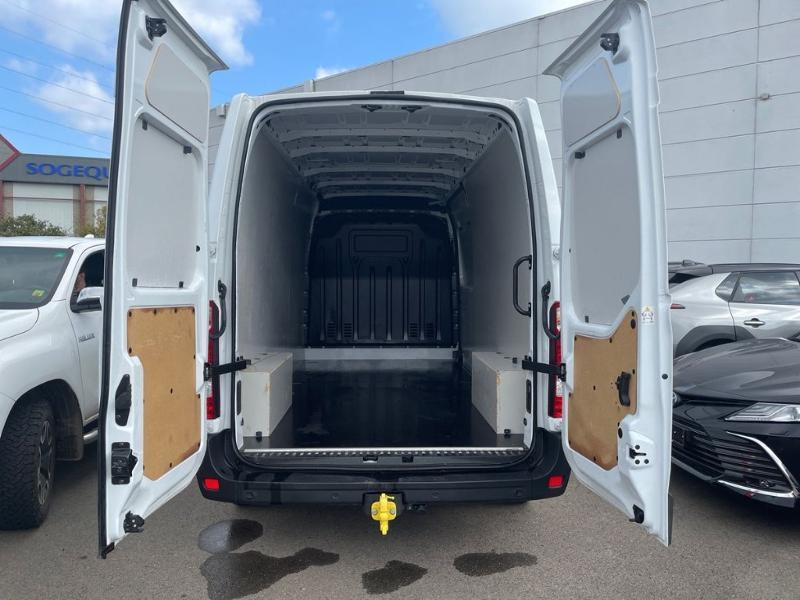 Used NISSAN Interstar Fg N CONNECTA 2023 WHITE € 28490 in Schifflange