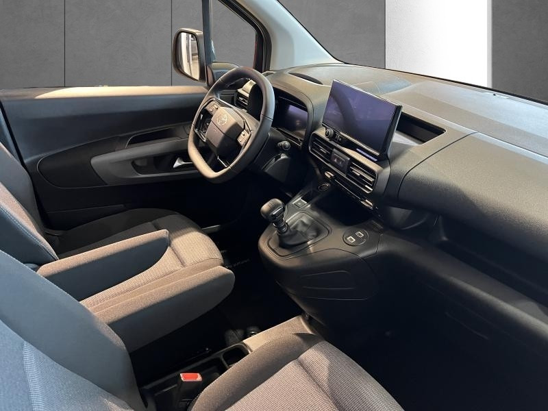 Used TOYOTA PROACE CITY Verso 1.2L Petrol Family 7pl  GREY € 32690 in Bertrange