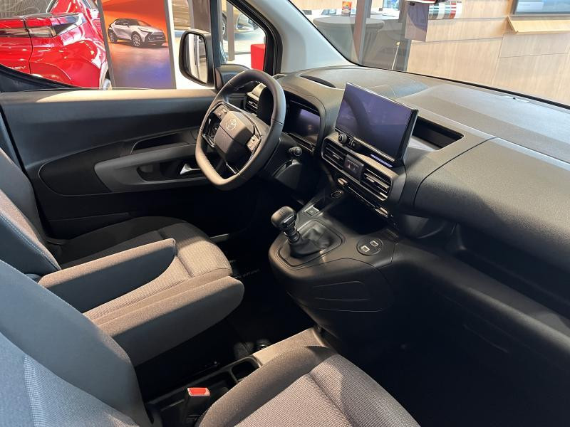 Used TOYOTA PROACE CITY Verso 1.2L Petrol Family 7pl  GREY € 32690 in Bertrange