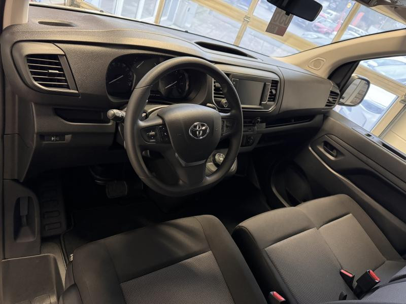 Used TOYOTA PROACE 2.0 HDI 177cv Medium - CONFORT 2025 WHITE € 36490 in Schifflange