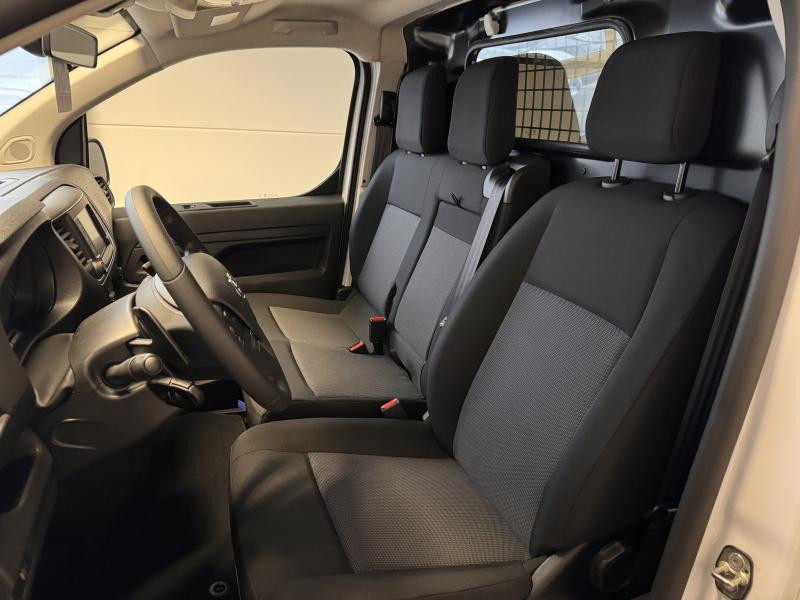 Used TOYOTA PROACE 2.0 HDI 177cv Medium - CONFORT 2025 WHITE € 36490 in Schifflange