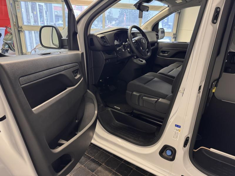 Used TOYOTA PROACE 2.0 HDI 177cv Medium - CONFORT 2025 WHITE € 36490 in Schifflange