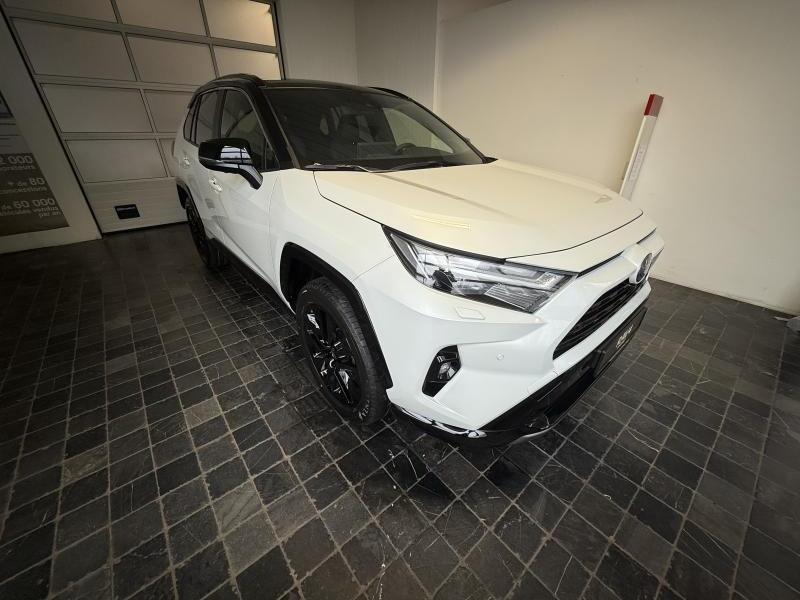 Used TOYOTA RAV4 2.5 Hybrid AWD e-CVT Style Plus AWD  WHITE € 52990 in Schifflange