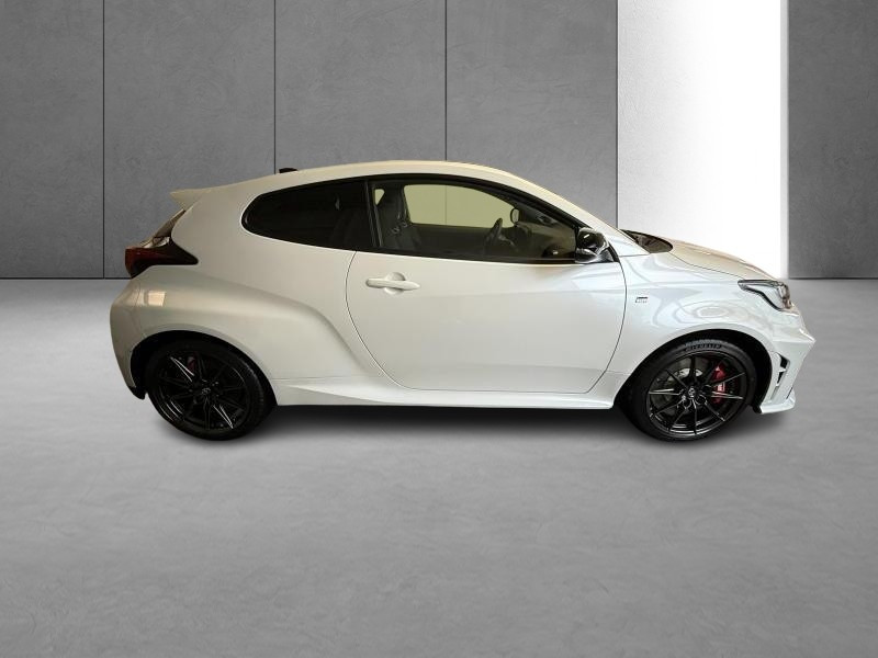 Occasion TOYOTA Yaris 1.6 TURBO MT IV GR  WHITE 52990 € à Schifflange