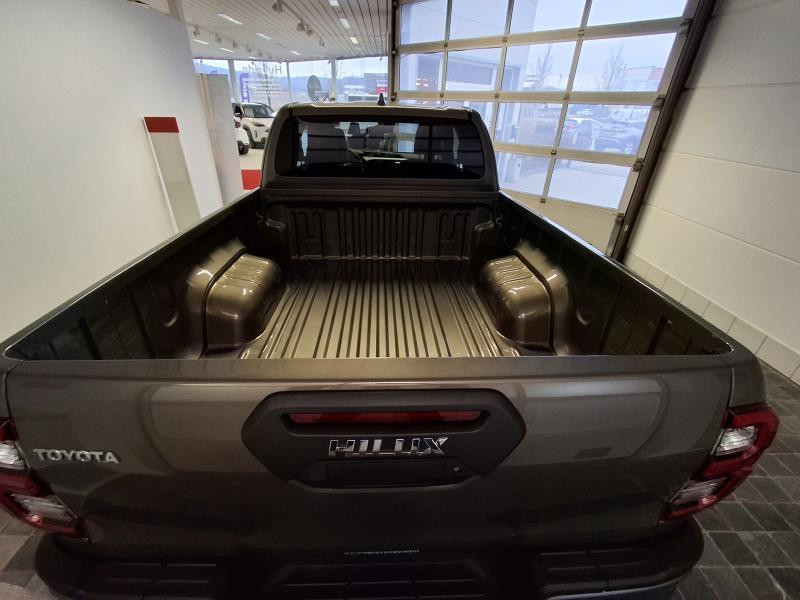Occasion TOYOTA Hilux 2.8 204hp 6AT Style Style  BRONZE 50990 € à Schifflange