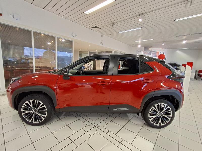 Used TOYOTA Yaris Cross 1.5 Hybrid 130cv ELEGANT  RED € 38499 in Schifflange