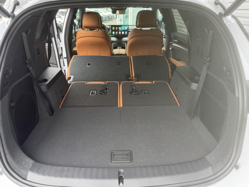 Used BYD Tang EXECUTIVE 2024 WHITE € 65790 in Bertrange