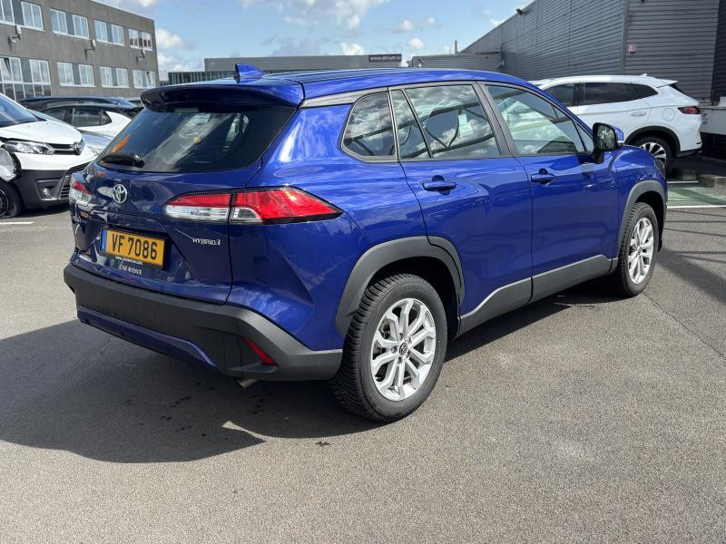 Used TOYOTA Corolla Cross 2.0 Dynamic 2,0 + Safety Pack 2024 BLUE € 32490 in Bertrange