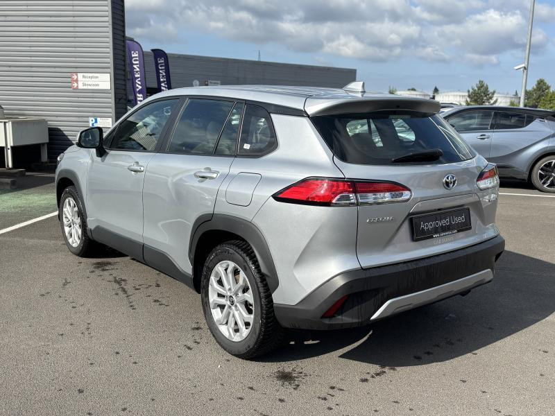 Used TOYOTA Corolla Cross 2.0 Dynamic 2,0 + Safety Pack 2024 GREY € 33390 in Bertrange