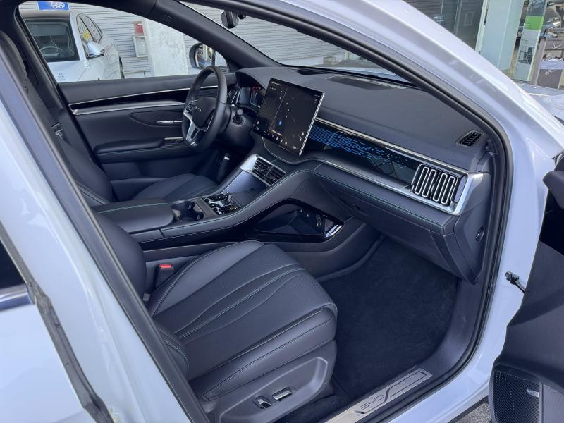 Occasion BYD Seal U DESIGN 2024 WHITE 42199 € à Bertrange