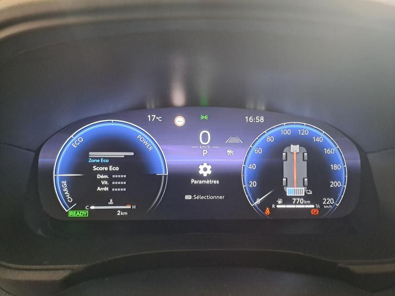 Used TOYOTA Yaris 1.5 Hybrid 130cv Style 2024 RED € 28490 in Schifflange