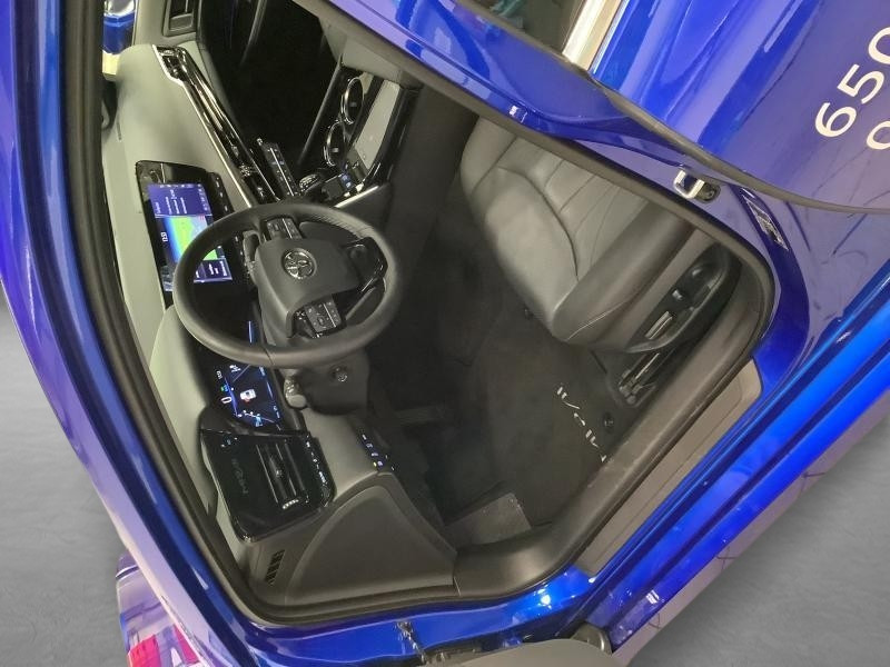 Used TOYOTA Mirai HYDROGEN Executive 2022 BLUE € 44900 in Bertrange