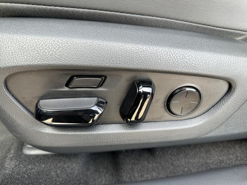 Occasion LEXUS RX 2.5 PHEV Privilege Line 2023 BLUE 74960 € à Bertrange