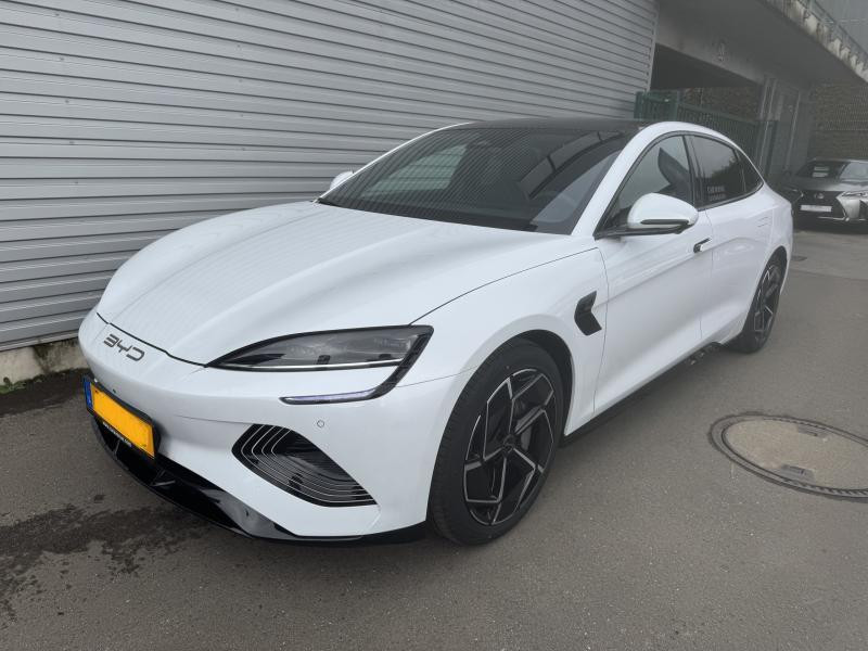 Occasion BYD Seal EXCELLENCE 2025 WHITE 49390 € à Bertrange
