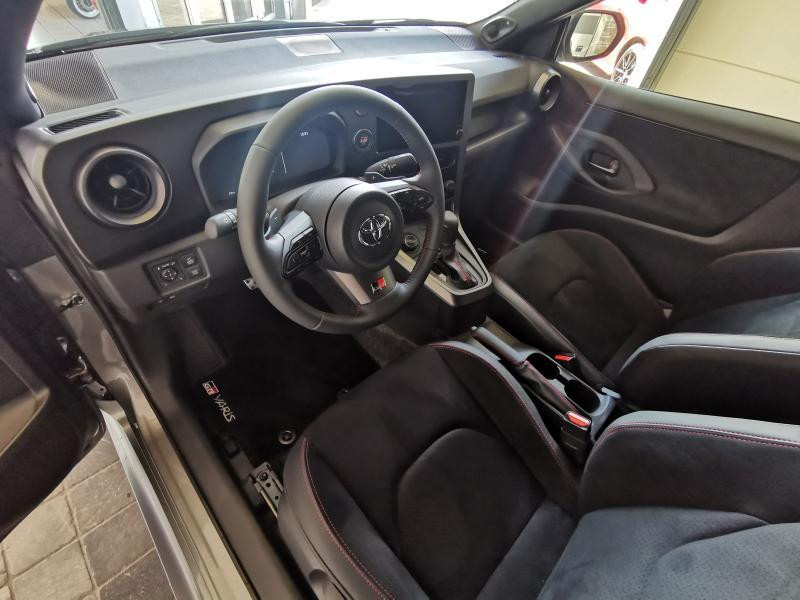 Occasion TOYOTA Yaris 1.6 TURBO 280cv IV GR 2025 GREY 52450 € à Schifflange
