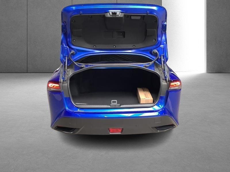 Used TOYOTA Mirai HYDROGEN Executive 2022 BLUE € 44900 in Bertrange