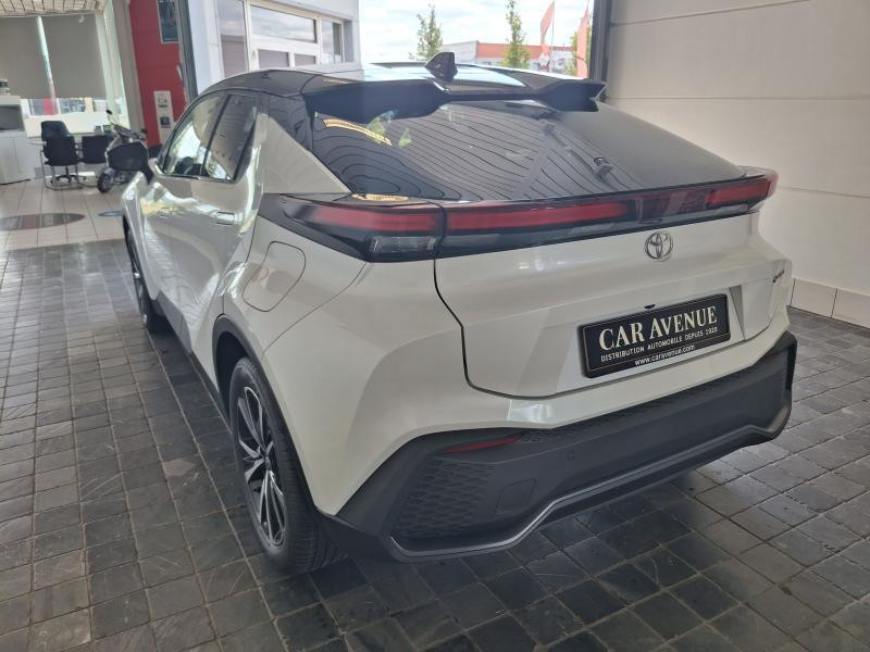 Used TOYOTA C-HR 2.0 PHV Elite PHEV 2025 WHITE € 41490 in Schifflange