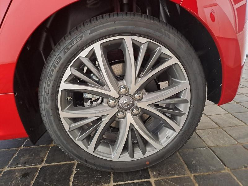 Occasion TOYOTA Yaris 1.5 Hybrid 130cv Style 2024 RED 28490 € à Schifflange