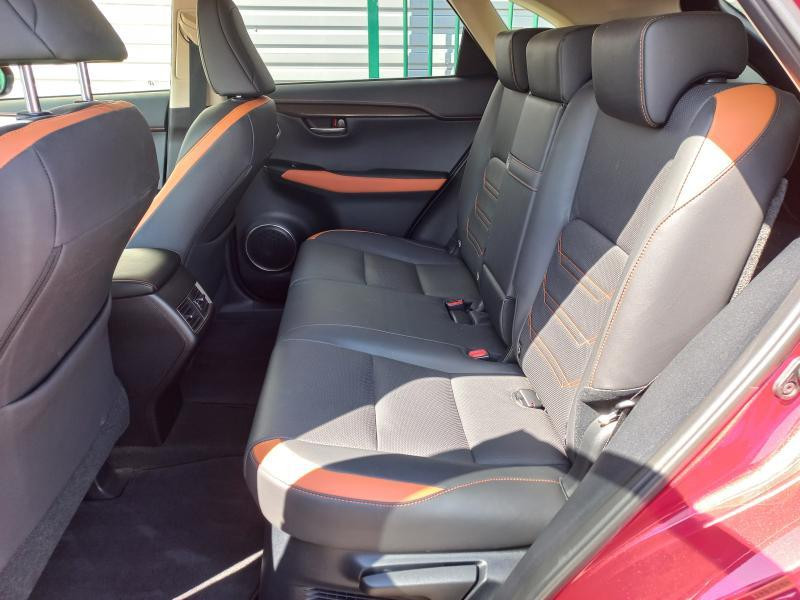 Used LEXUS NX 2500 Executive 2020 BURGUNDY € 31990 in Bertrange