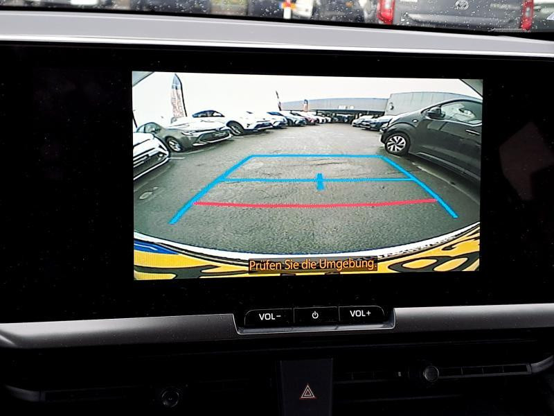 Used TOYOTA C-HR 1.8 Dynamic Plus BI TONE 2024 WHITE € 34397 in Bertrange