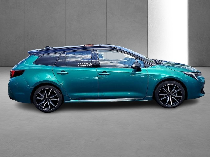 Used TOYOTA Corolla 1.8 Hybrid GR Sport 2024 GREEN € 33990 in Bertrange