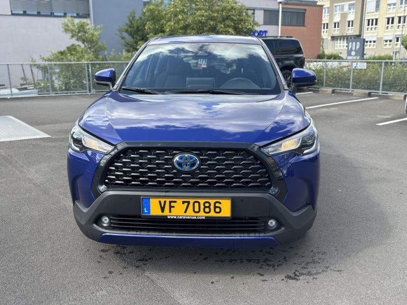 Used TOYOTA Corolla Cross 2.0 Dynamic 2,0 + Safety Pack 2024 BLUE € 32490 in Bertrange
