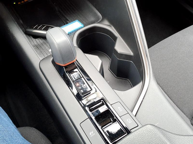 Used TOYOTA C-HR 1.8 Dynamic Plus BI TONE 2024 WHITE € 34397 in Bertrange