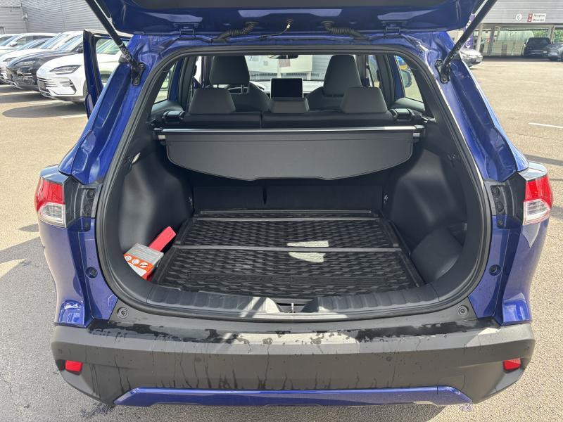 Used TOYOTA Corolla Cross 2.0 Dynamic 2,0 + Safety Pack 2024 BLUE € 32490 in Bertrange