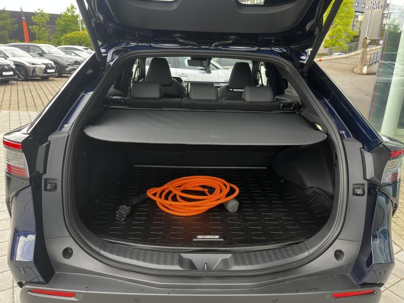 Used TOYOTA bZ4X EV 2WD STYLE PLUS 2023 BLUE € 50990 in Bertrange