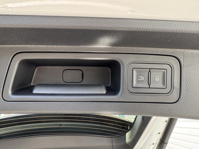 Used BYD Seal U DESIGN 2024 WHITE € 42199 in Bertrange