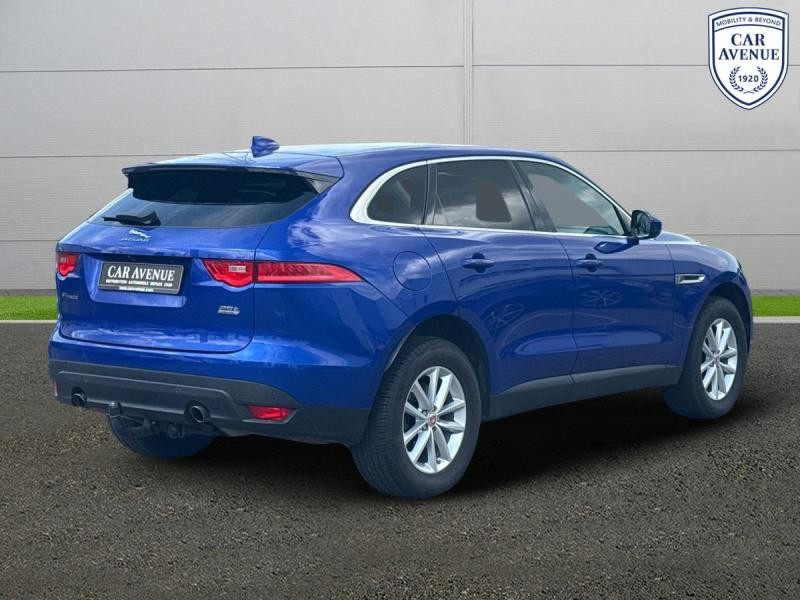 Used JAGUAR F-Pace Portfolio 2017 BLUE € 23490 in Schifflange