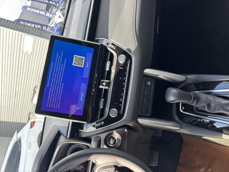 Used TOYOTA Corolla Cross 2.0 Dynamic 2,0 + Safety Pack 2024 GREY € 33390 in Bertrange