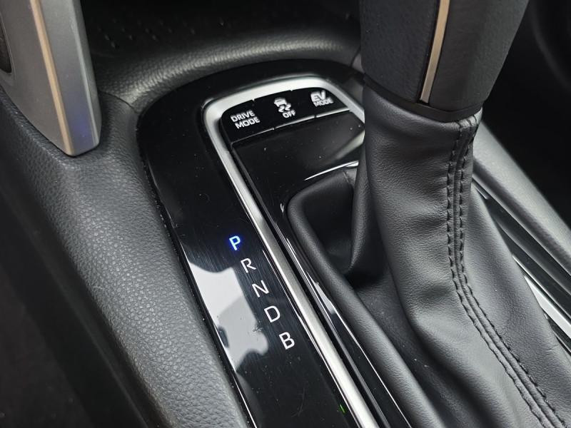 Occasion TOYOTA Corolla Cross 2.0 C. CROSS 2.0 SUV SVT DYNAMIC 2024 BLUE 32490 € à Schifflange