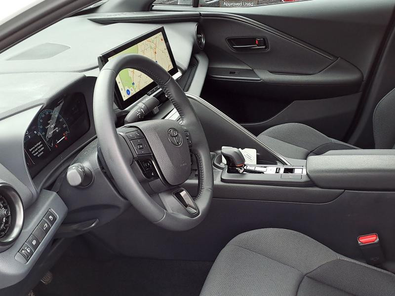 Used TOYOTA C-HR 1.8 Dynamic Plus BI TONE 2024 WHITE € 34397 in Bertrange