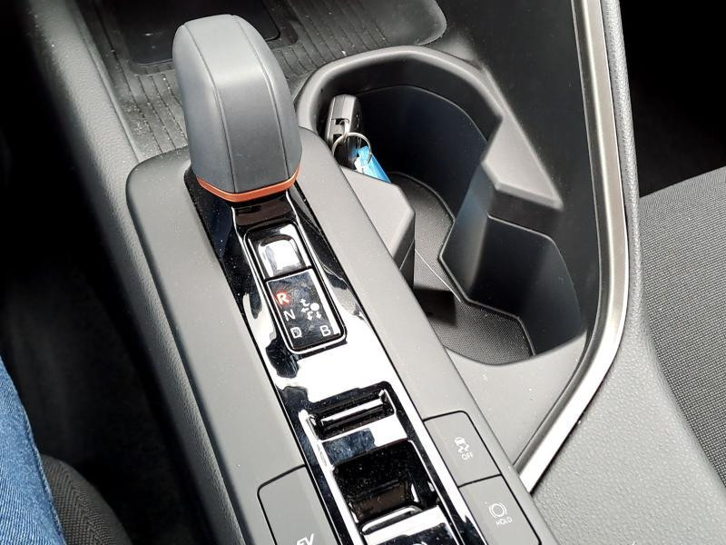 Used TOYOTA C-HR 1.8 Dynamic Plus BI TONE 2024 WHITE € 34397 in Bertrange